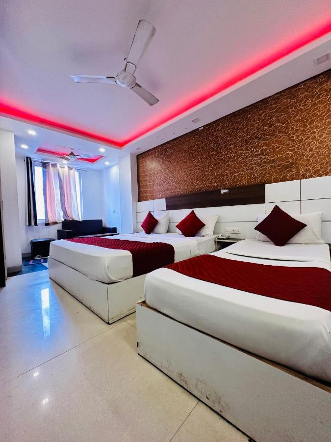 Palm Majestic At Airport Hotel นิวเดลี ภายนอก รูปภาพ